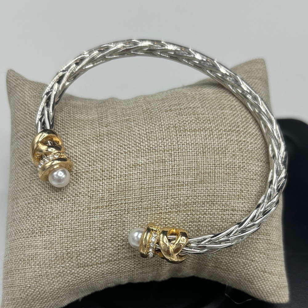 Elegant Silver and Gold Bracelet with Pearls
